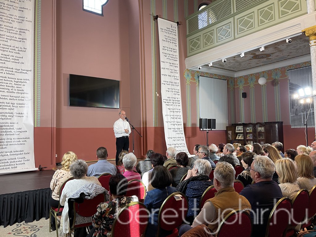 Berecz András est a Zsinagóga Kultúrtérben01